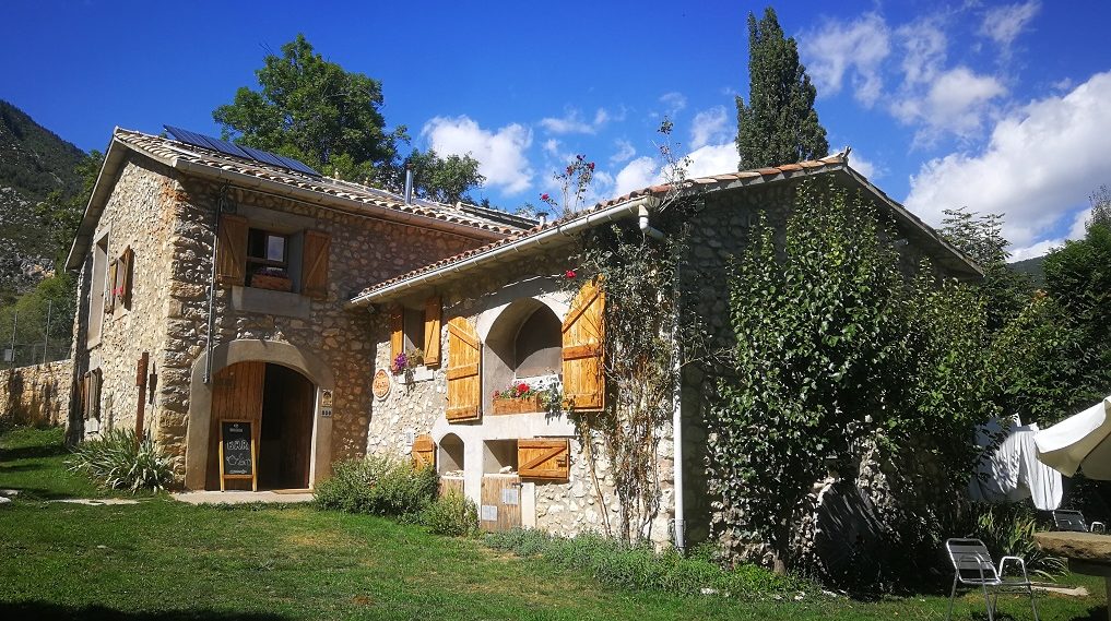 Refugi Molí de Gósol, al costat del riu a 1.325 metres